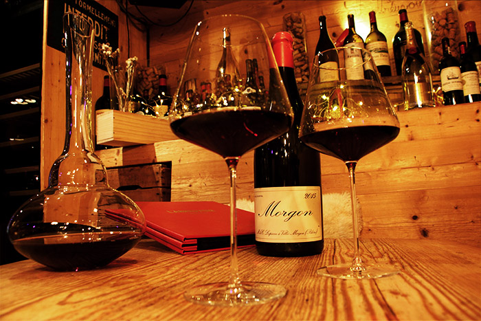 Bar au centre de Méribel