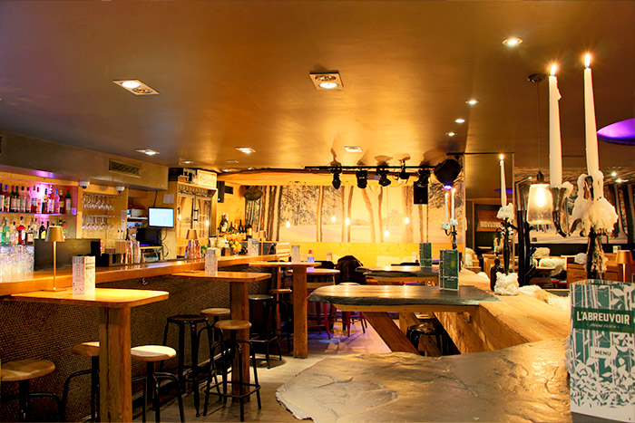 Restaurant en terrasse Méribel Restaurant en terrasse Méribel