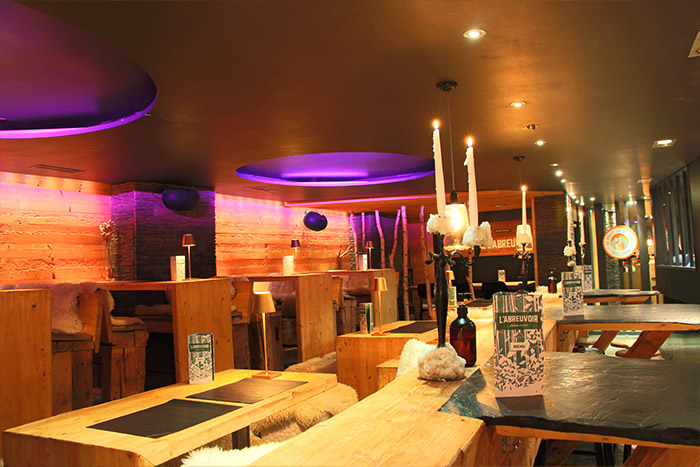 Restaurant en terrasse Méribel Restaurant en terrasse Méribel